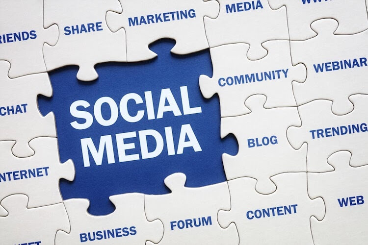 How to Become a Social Media Manager
