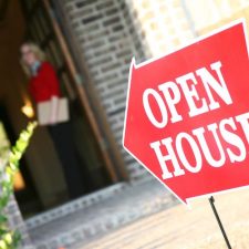 5 Ways to Promote an Open House on Facebook